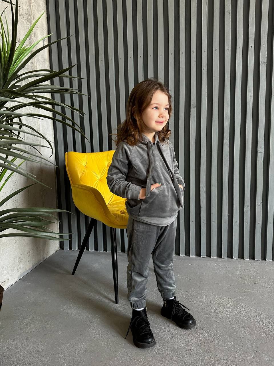 Дитячі  велюрові костюми 030
 графіт